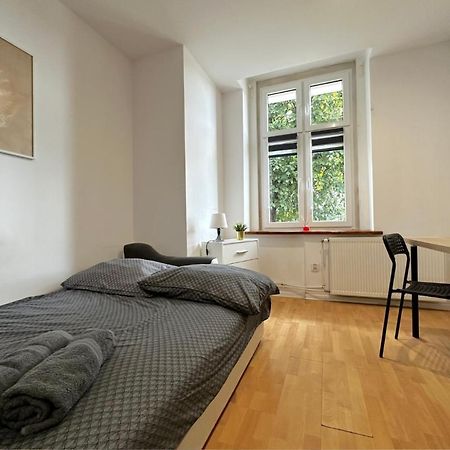 Leaf Room - 20 Minutes To Gdansk Old Town & Seaside 外观 照片